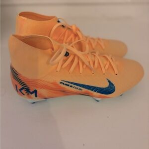 Nike Zoom Mercurial Superfly 10 Academy KM FG/MG Firm Ground Soccer Cleat SIZE 4